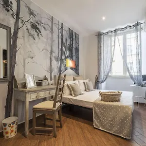https://be-my-guest.it-romehotels.com