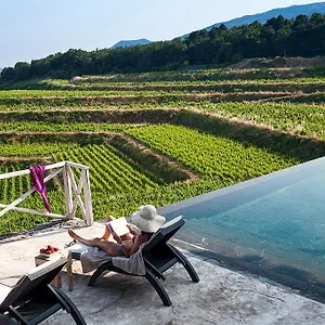 https://wine-resort-villagrande-milo.sicilyhotelsitaly.net